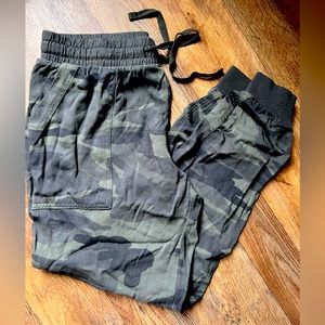 Camouflage Joggers